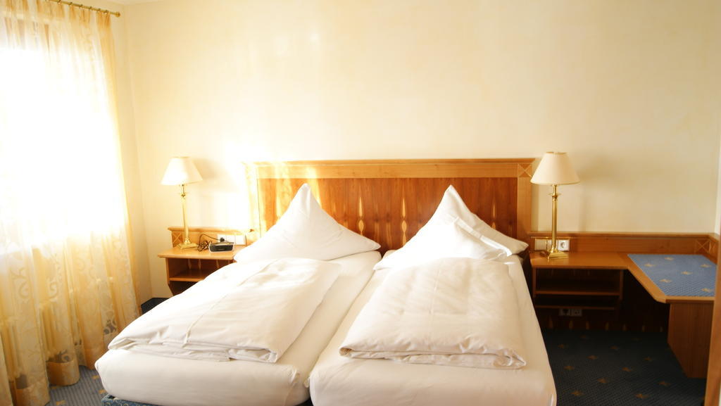 Hotel-Restaurant Schwedi Langenargen Ruang foto