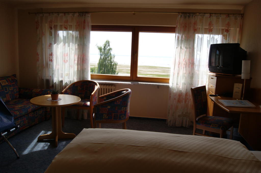 Hotel-Restaurant Schwedi Langenargen Ruang foto