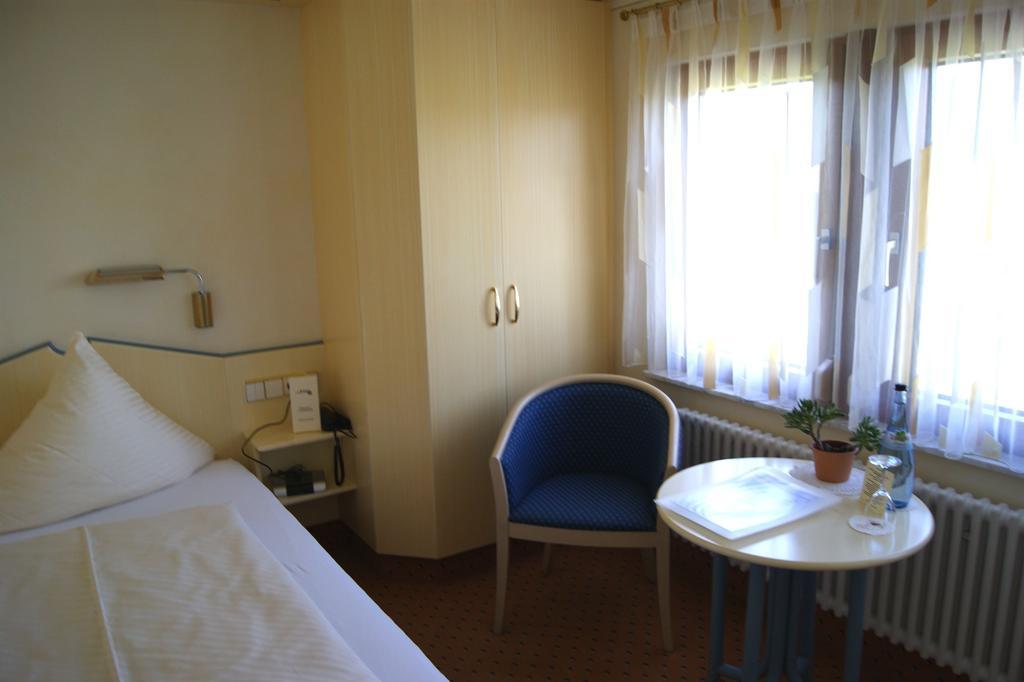 Hotel-Restaurant Schwedi Langenargen Ruang foto